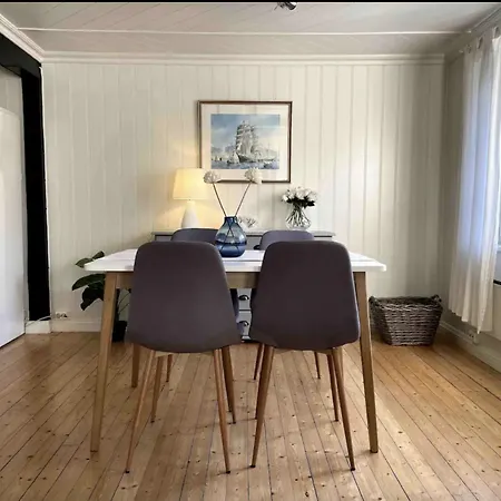 Apartment Idyllisk Sorlandshus I Arendal Sentrum - I Vannkanten Arendal