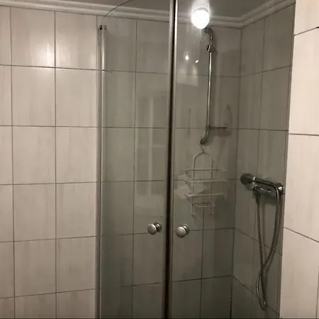 Idyllisk Sorlandshus I Sentrum - I Vannkanten דירה